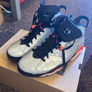 Jordan 6 Retro
Reflections of a Champion